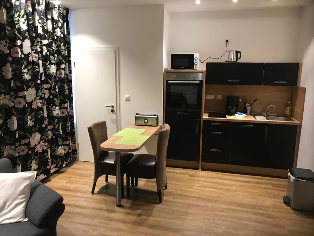 Ferienapartment: An Der Kunstakademie Apartment Heimbach